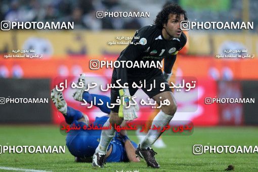964095, Tehran, [*parameter:4*], لیگ برتر فوتبال ایران، Persian Gulf Cup، Week 12، First Leg، Esteghlal 1 v 0 Mes Sarcheshmeh on 2011/10/30 at Azadi Stadium