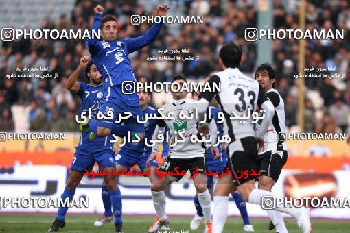 964255, Tehran, [*parameter:4*], لیگ برتر فوتبال ایران، Persian Gulf Cup، Week 14، First Leg، Esteghlal 3 v 2 Shahin Boushehr on 2011/11/24 at Azadi Stadium