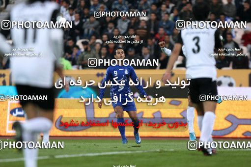 964221, Tehran, [*parameter:4*], لیگ برتر فوتبال ایران، Persian Gulf Cup، Week 14، First Leg، Esteghlal 3 v 2 Shahin Boushehr on 2011/11/24 at Azadi Stadium