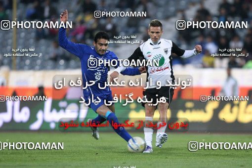 964311, Tehran, [*parameter:4*], لیگ برتر فوتبال ایران، Persian Gulf Cup، Week 14، First Leg، Esteghlal 3 v 2 Shahin Boushehr on 2011/11/24 at Azadi Stadium