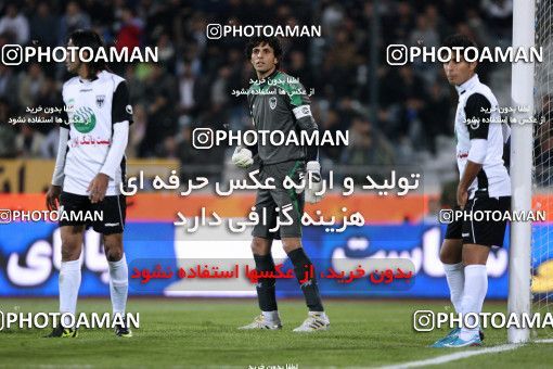 964203, Tehran, [*parameter:4*], لیگ برتر فوتبال ایران، Persian Gulf Cup، Week 14، First Leg، Esteghlal 3 v 2 Shahin Boushehr on 2011/11/24 at Azadi Stadium