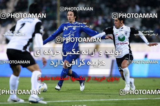964208, Tehran, [*parameter:4*], لیگ برتر فوتبال ایران، Persian Gulf Cup، Week 14، First Leg، Esteghlal 3 v 2 Shahin Boushehr on 2011/11/24 at Azadi Stadium