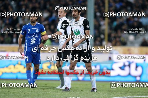964348, Tehran, [*parameter:4*], لیگ برتر فوتبال ایران، Persian Gulf Cup، Week 14، First Leg، Esteghlal 3 v 2 Shahin Boushehr on 2011/11/24 at Azadi Stadium
