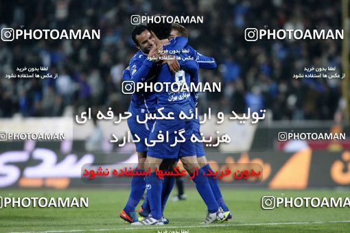 964262, Tehran, [*parameter:4*], لیگ برتر فوتبال ایران، Persian Gulf Cup، Week 14، First Leg، Esteghlal 3 v 2 Shahin Boushehr on 2011/11/24 at Azadi Stadium