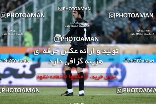 964220, Tehran, [*parameter:4*], لیگ برتر فوتبال ایران، Persian Gulf Cup، Week 14، First Leg، Esteghlal 3 v 2 Shahin Boushehr on 2011/11/24 at Azadi Stadium