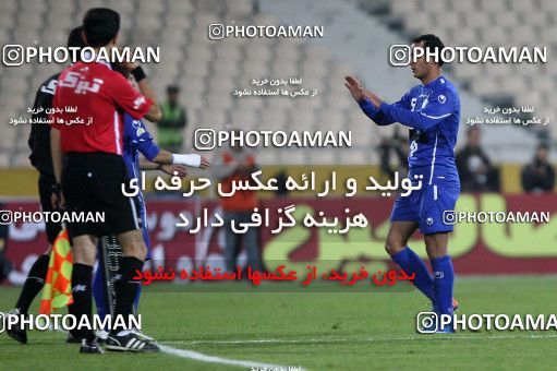 964235, Tehran, [*parameter:4*], لیگ برتر فوتبال ایران، Persian Gulf Cup، Week 14، First Leg، Esteghlal 3 v 2 Shahin Boushehr on 2011/11/24 at Azadi Stadium