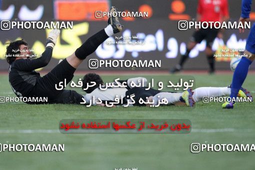 964426, Tehran, [*parameter:4*], لیگ برتر فوتبال ایران، Persian Gulf Cup، Week 14، First Leg، Esteghlal 3 v 2 Shahin Boushehr on 2011/11/24 at Azadi Stadium