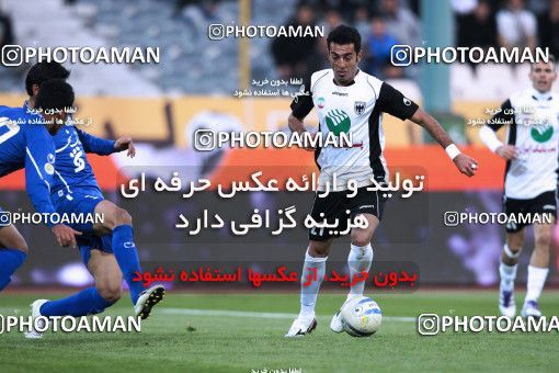 964399, Tehran, [*parameter:4*], لیگ برتر فوتبال ایران، Persian Gulf Cup، Week 14، First Leg، Esteghlal 3 v 2 Shahin Boushehr on 2011/11/24 at Azadi Stadium