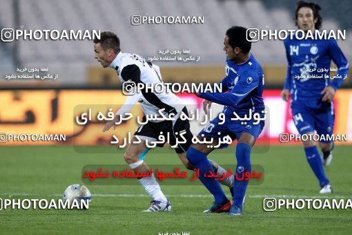 964588, Tehran, [*parameter:4*], لیگ برتر فوتبال ایران، Persian Gulf Cup، Week 14، First Leg، Esteghlal 3 v 2 Shahin Boushehr on 2011/11/24 at Azadi Stadium