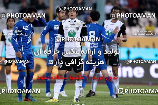 964559, Tehran, [*parameter:4*], لیگ برتر فوتبال ایران، Persian Gulf Cup، Week 14، First Leg، Esteghlal 3 v 2 Shahin Boushehr on 2011/11/24 at Azadi Stadium