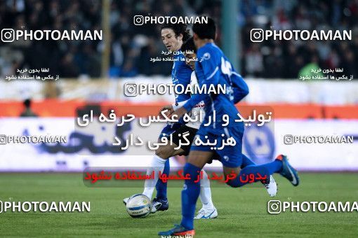 964610, Tehran, [*parameter:4*], لیگ برتر فوتبال ایران، Persian Gulf Cup، Week 14، First Leg، Esteghlal 3 v 2 Shahin Boushehr on 2011/11/24 at Azadi Stadium