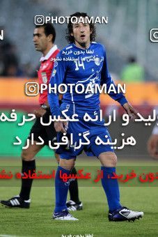 964582, Tehran, [*parameter:4*], لیگ برتر فوتبال ایران، Persian Gulf Cup، Week 14، First Leg، Esteghlal 3 v 2 Shahin Boushehr on 2011/11/24 at Azadi Stadium