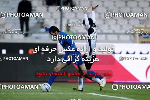 964429, Tehran, [*parameter:4*], لیگ برتر فوتبال ایران، Persian Gulf Cup، Week 14، First Leg، Esteghlal 3 v 2 Shahin Boushehr on 2011/11/24 at Azadi Stadium