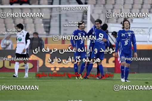 964496, Tehran, [*parameter:4*], لیگ برتر فوتبال ایران، Persian Gulf Cup، Week 14، First Leg، Esteghlal 3 v 2 Shahin Boushehr on 2011/11/24 at Azadi Stadium