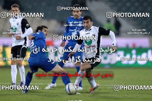 964579, Tehran, [*parameter:4*], لیگ برتر فوتبال ایران، Persian Gulf Cup، Week 14، First Leg، Esteghlal 3 v 2 Shahin Boushehr on 2011/11/24 at Azadi Stadium
