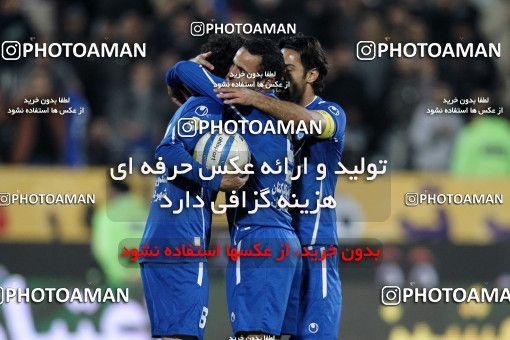 964466, Tehran, [*parameter:4*], لیگ برتر فوتبال ایران، Persian Gulf Cup، Week 14، First Leg، Esteghlal 3 v 2 Shahin Boushehr on 2011/11/24 at Azadi Stadium