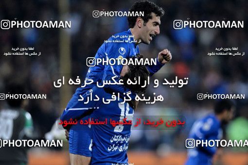964448, Tehran, [*parameter:4*], لیگ برتر فوتبال ایران، Persian Gulf Cup، Week 14، First Leg، Esteghlal 3 v 2 Shahin Boushehr on 2011/11/24 at Azadi Stadium