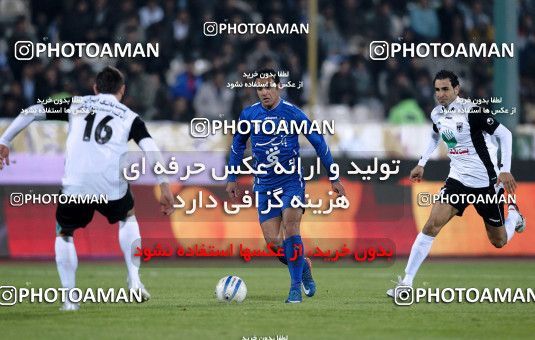 964377, Tehran, [*parameter:4*], لیگ برتر فوتبال ایران، Persian Gulf Cup، Week 14، First Leg، Esteghlal 3 v 2 Shahin Boushehr on 2011/11/24 at Azadi Stadium