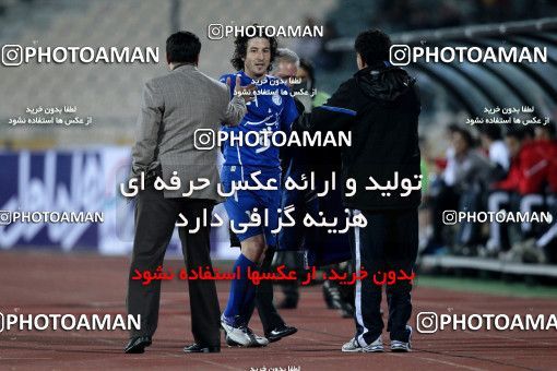 964643, Tehran, [*parameter:4*], لیگ برتر فوتبال ایران، Persian Gulf Cup، Week 14، First Leg، Esteghlal 3 v 2 Shahin Boushehr on 2011/11/24 at Azadi Stadium