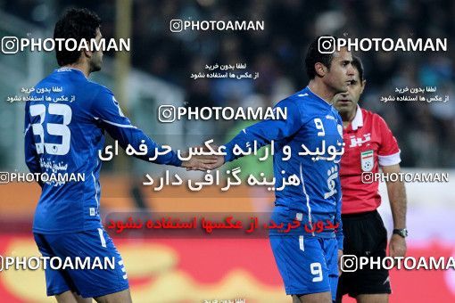 964685, Tehran, [*parameter:4*], لیگ برتر فوتبال ایران، Persian Gulf Cup، Week 14، First Leg، Esteghlal 3 v 2 Shahin Boushehr on 2011/11/24 at Azadi Stadium