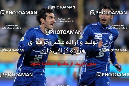964640, Tehran, [*parameter:4*], لیگ برتر فوتبال ایران، Persian Gulf Cup، Week 14، First Leg، Esteghlal 3 v 2 Shahin Boushehr on 2011/11/24 at Azadi Stadium