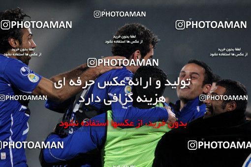 964382, Tehran, [*parameter:4*], لیگ برتر فوتبال ایران، Persian Gulf Cup، Week 14، First Leg، Esteghlal 3 v 2 Shahin Boushehr on 2011/11/24 at Azadi Stadium