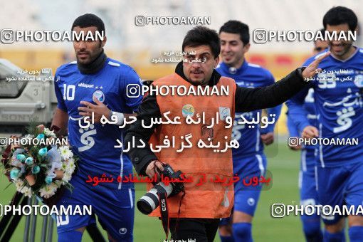 964378, Tehran, [*parameter:4*], لیگ برتر فوتبال ایران، Persian Gulf Cup، Week 14، First Leg، Esteghlal 3 v 2 Shahin Boushehr on 2011/11/24 at Azadi Stadium