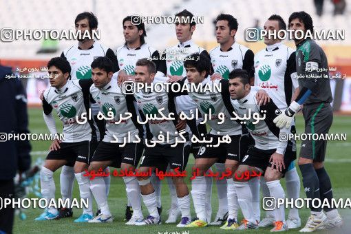 964682, Tehran, [*parameter:4*], لیگ برتر فوتبال ایران، Persian Gulf Cup، Week 14، First Leg، Esteghlal 3 v 2 Shahin Boushehr on 2011/11/24 at Azadi Stadium