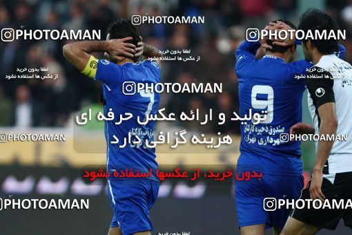 1047961, Tehran, [*parameter:4*], لیگ برتر فوتبال ایران، Persian Gulf Cup، Week 14، First Leg، Esteghlal 3 v 2 Shahin Boushehr on 2011/11/24 at Azadi Stadium