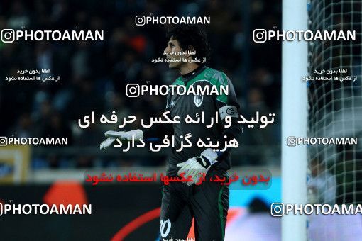 1047813, Tehran, [*parameter:4*], لیگ برتر فوتبال ایران، Persian Gulf Cup، Week 14، First Leg، Esteghlal 3 v 2 Shahin Boushehr on 2011/11/24 at Azadi Stadium