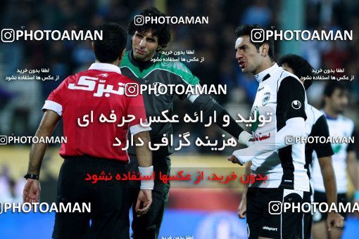 1047770, Tehran, [*parameter:4*], لیگ برتر فوتبال ایران، Persian Gulf Cup، Week 14، First Leg، Esteghlal 3 v 2 Shahin Boushehr on 2011/11/24 at Azadi Stadium