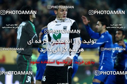 1047798, Tehran, [*parameter:4*], لیگ برتر فوتبال ایران، Persian Gulf Cup، Week 14، First Leg، Esteghlal 3 v 2 Shahin Boushehr on 2011/11/24 at Azadi Stadium
