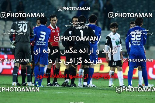 1048058, Tehran, [*parameter:4*], لیگ برتر فوتبال ایران، Persian Gulf Cup، Week 14، First Leg، Esteghlal 3 v 2 Shahin Boushehr on 2011/11/24 at Azadi Stadium