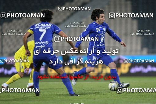 965591, Tehran, [*parameter:4*], لیگ برتر فوتبال ایران، Persian Gulf Cup، Week 17، First Leg، Naft Tehran 0 v 2 Esteghlal on 2011/12/17 at Azadi Stadium