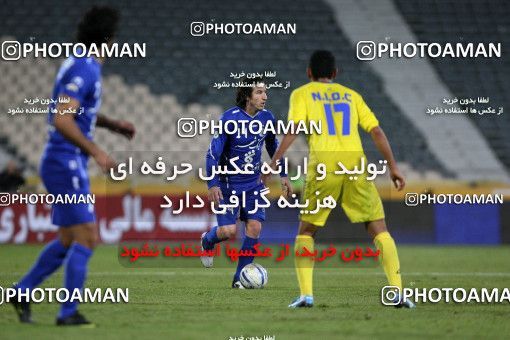 965597, Tehran, [*parameter:4*], لیگ برتر فوتبال ایران، Persian Gulf Cup، Week 17، First Leg، Naft Tehran 0 v 2 Esteghlal on 2011/12/17 at Azadi Stadium