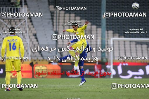 965474, Tehran, [*parameter:4*], لیگ برتر فوتبال ایران، Persian Gulf Cup، Week 17، First Leg، Naft Tehran 0 v 2 Esteghlal on 2011/12/17 at Azadi Stadium