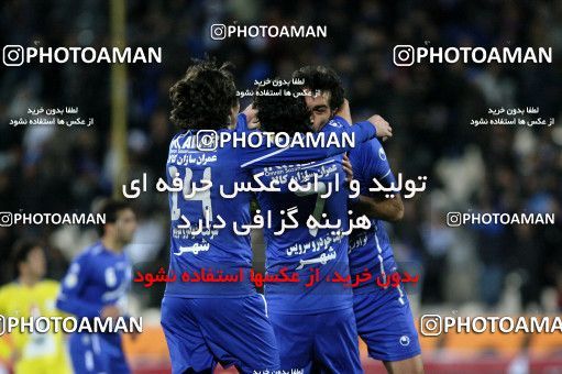 965491, Tehran, [*parameter:4*], لیگ برتر فوتبال ایران، Persian Gulf Cup، Week 17، First Leg، Naft Tehran 0 v 2 Esteghlal on 2011/12/17 at Azadi Stadium