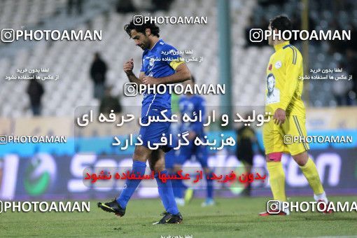 965583, Tehran, [*parameter:4*], لیگ برتر فوتبال ایران، Persian Gulf Cup، Week 17، First Leg، Naft Tehran 0 v 2 Esteghlal on 2011/12/17 at Azadi Stadium