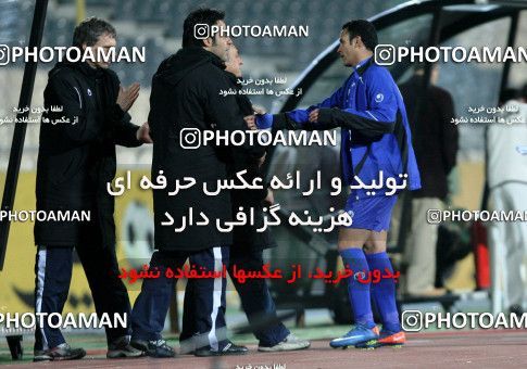 965598, Tehran, [*parameter:4*], لیگ برتر فوتبال ایران، Persian Gulf Cup، Week 17، First Leg، Naft Tehran 0 v 2 Esteghlal on 2011/12/17 at Azadi Stadium