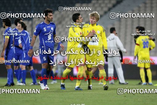 965593, Tehran, [*parameter:4*], لیگ برتر فوتبال ایران، Persian Gulf Cup، Week 17، First Leg، Naft Tehran 0 v 2 Esteghlal on 2011/12/17 at Azadi Stadium