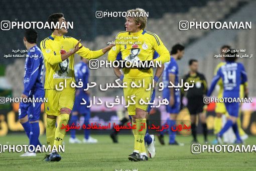 965527, Tehran, [*parameter:4*], لیگ برتر فوتبال ایران، Persian Gulf Cup، Week 17، First Leg، Naft Tehran 0 v 2 Esteghlal on 2011/12/17 at Azadi Stadium