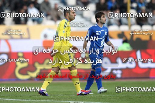 965756, Tehran, [*parameter:4*], لیگ برتر فوتبال ایران، Persian Gulf Cup، Week 17، First Leg، Naft Tehran 0 v 2 Esteghlal on 2011/12/17 at Azadi Stadium