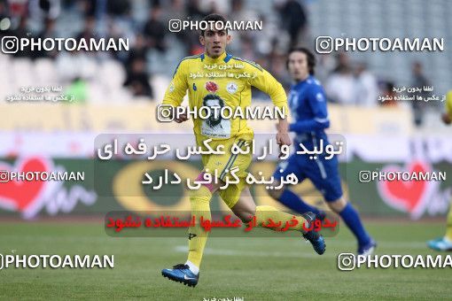 965708, Tehran, [*parameter:4*], لیگ برتر فوتبال ایران، Persian Gulf Cup، Week 17، First Leg، Naft Tehran 0 v 2 Esteghlal on 2011/12/17 at Azadi Stadium