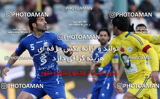 965774, Tehran, [*parameter:4*], لیگ برتر فوتبال ایران، Persian Gulf Cup، Week 17، First Leg، Naft Tehran 0 v 2 Esteghlal on 2011/12/17 at Azadi Stadium