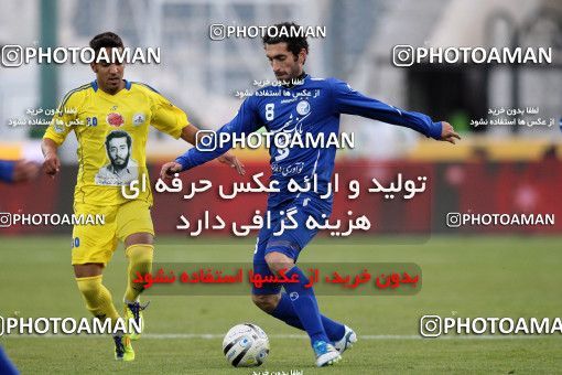 965829, Tehran, [*parameter:4*], لیگ برتر فوتبال ایران، Persian Gulf Cup، Week 17، First Leg، Naft Tehran 0 v 2 Esteghlal on 2011/12/17 at Azadi Stadium