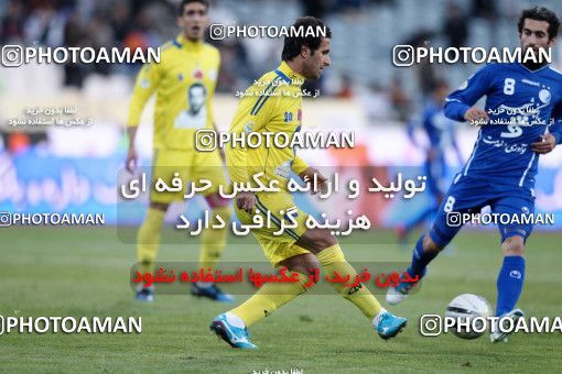 965818, Tehran, [*parameter:4*], لیگ برتر فوتبال ایران، Persian Gulf Cup، Week 17، First Leg، Naft Tehran 0 v 2 Esteghlal on 2011/12/17 at Azadi Stadium