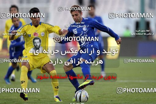 965743, Tehran, [*parameter:4*], لیگ برتر فوتبال ایران، Persian Gulf Cup، Week 17، First Leg، Naft Tehran 0 v 2 Esteghlal on 2011/12/17 at Azadi Stadium