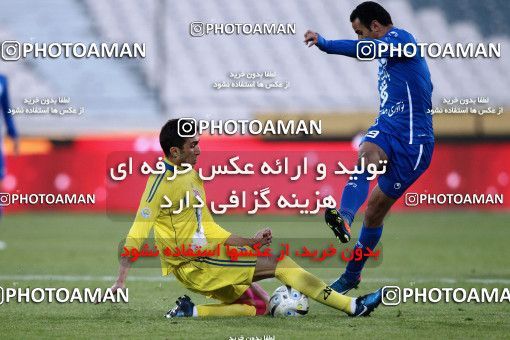 965700, Tehran, [*parameter:4*], لیگ برتر فوتبال ایران، Persian Gulf Cup، Week 17، First Leg، Naft Tehran 0 v 2 Esteghlal on 2011/12/17 at Azadi Stadium