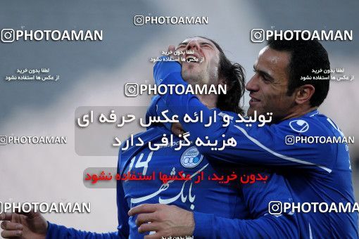 965822, Tehran, [*parameter:4*], لیگ برتر فوتبال ایران، Persian Gulf Cup، Week 17، First Leg، Naft Tehran 0 v 2 Esteghlal on 2011/12/17 at Azadi Stadium