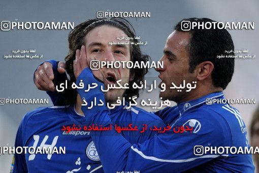 965801, Tehran, [*parameter:4*], لیگ برتر فوتبال ایران، Persian Gulf Cup، Week 17، First Leg، Naft Tehran 0 v 2 Esteghlal on 2011/12/17 at Azadi Stadium